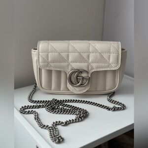 GUCCI GG Marmont Super Mini Bag - Cream